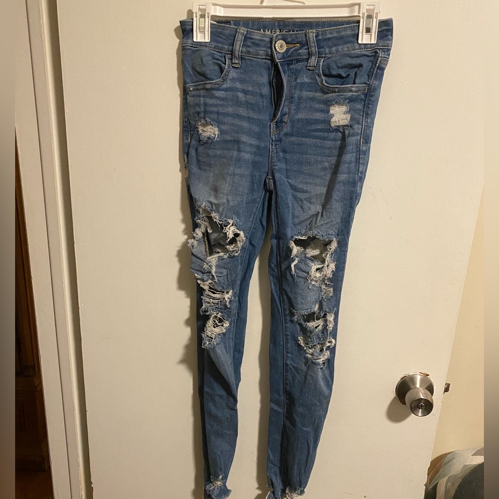 american eagle blue wash ripped skinny jeans